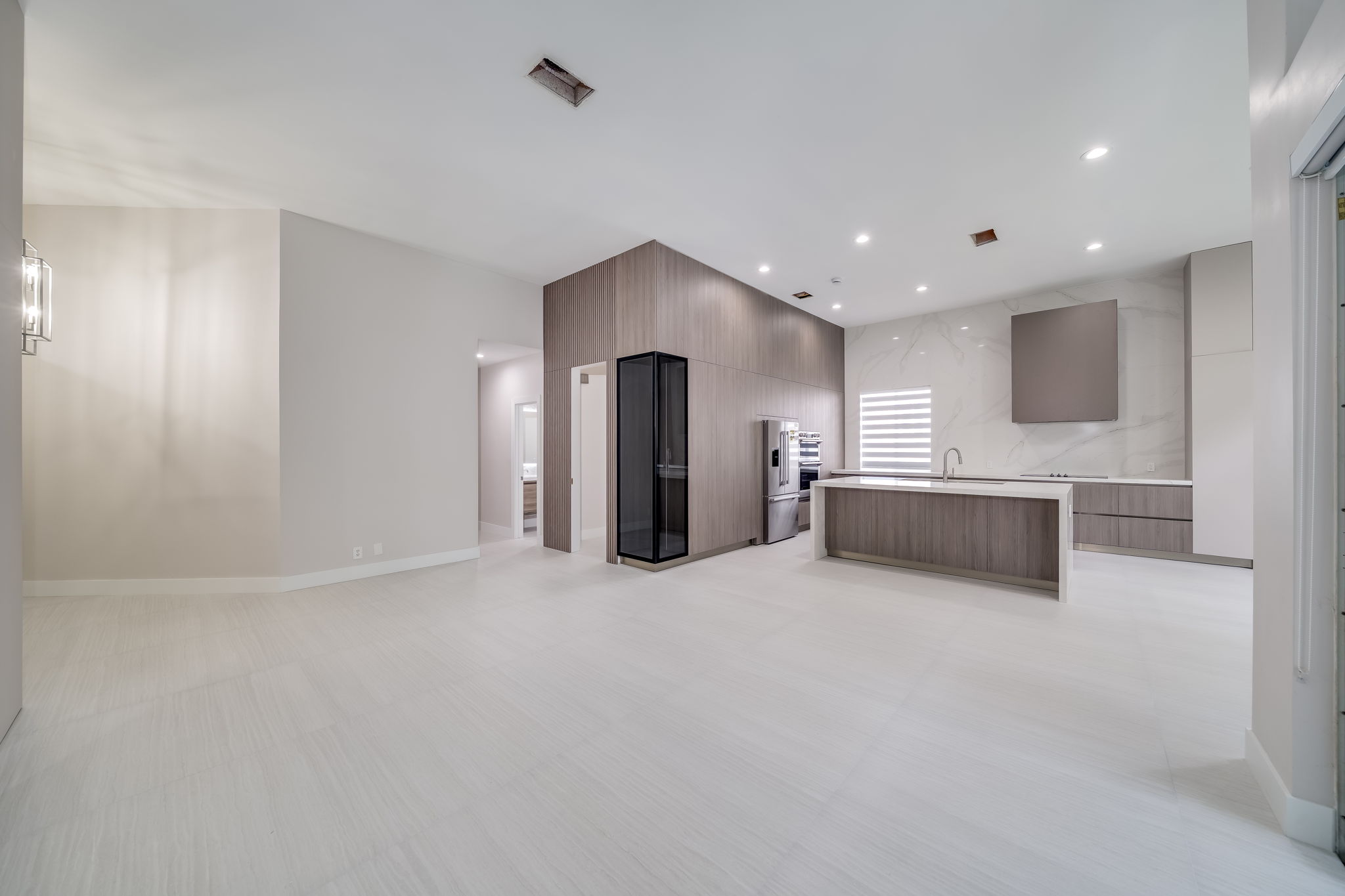 21024 NE 34th Ct, Aventura, FL 33180, USA Photo 15