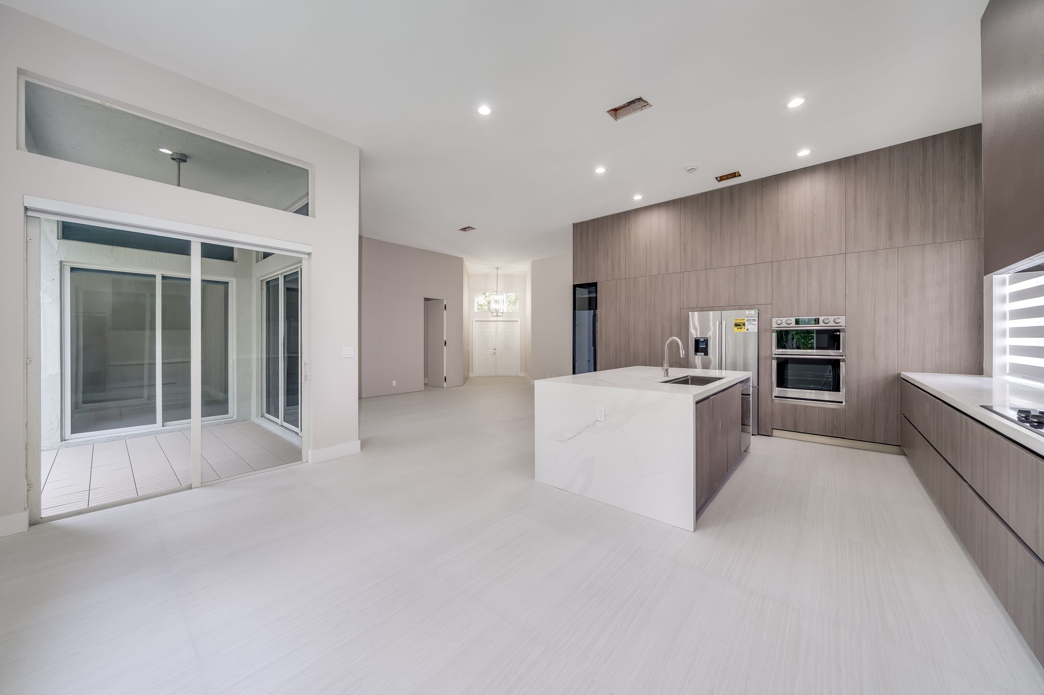 21024 NE 34th Ct, Aventura, FL 33180, USA Photo 17
