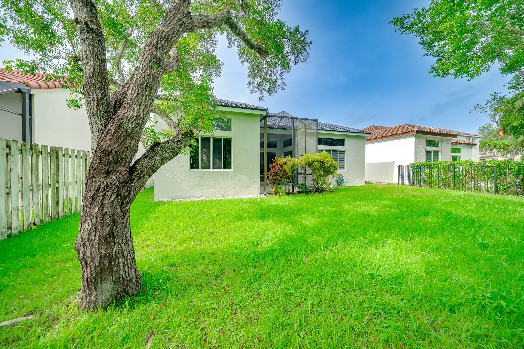 21024 NE 34th Ct, Aventura, FL 33180, USA Photo 45