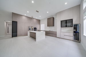 21024 NE 34th Ct, Aventura, FL 33180, USA Photo 18