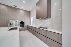 21024 NE 34th Ct, Aventura, FL 33180, USA Photo 20