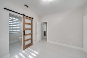 21024 NE 34th Ct, Aventura, FL 33180, USA Photo 28