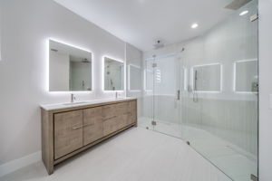21024 NE 34th Ct, Aventura, FL 33180, USA Photo 52