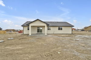  Photo 37