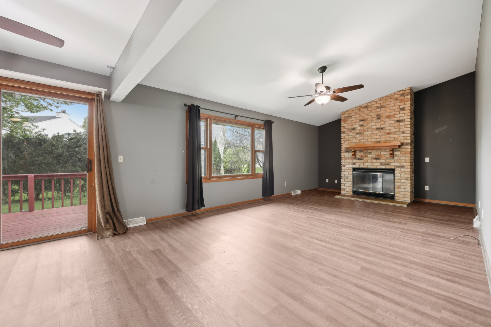 N Glenwood Cir-1405-007.jpg
