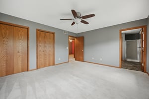 N Glenwood Cir-1405-022.jpg