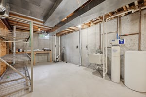 N Glenwood Cir-1405-032.jpg