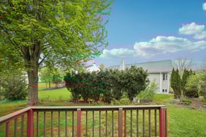 N Glenwood Cir-1405-034.jpg