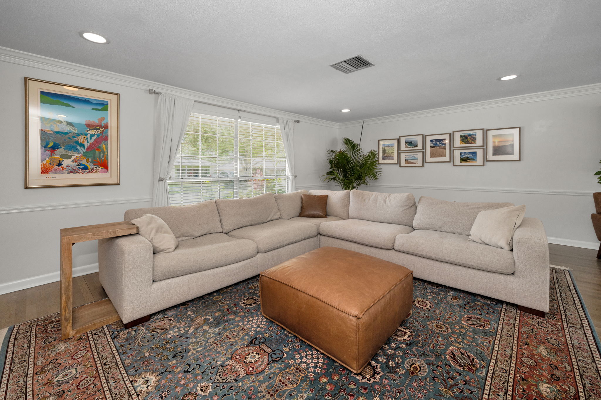 Living Room3