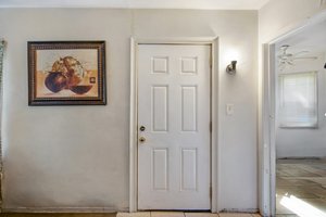  Photo 32