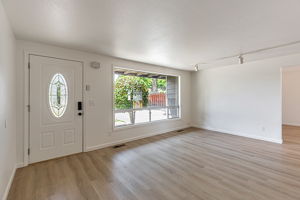 006_12124 SE 161st St  Renton