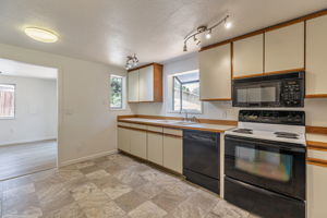 011_12124 SE 161st St  Renton