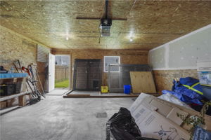  Photo 36