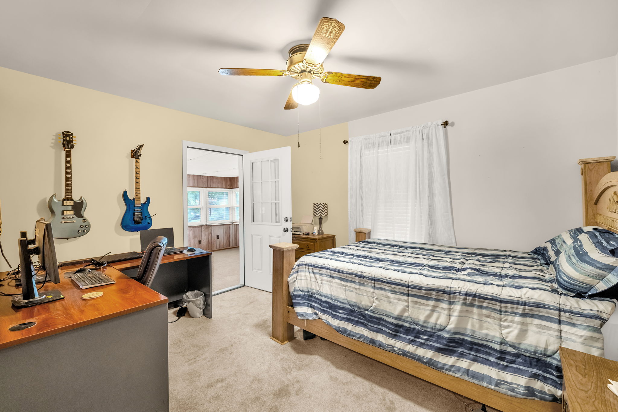 1213 Barnes St-19