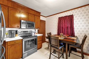1213 Barnes St-7
