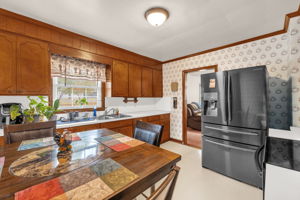 1213 Barnes St-9