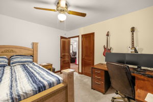 1213 Barnes St-20