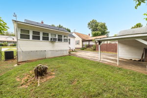 1213 Barnes St-25