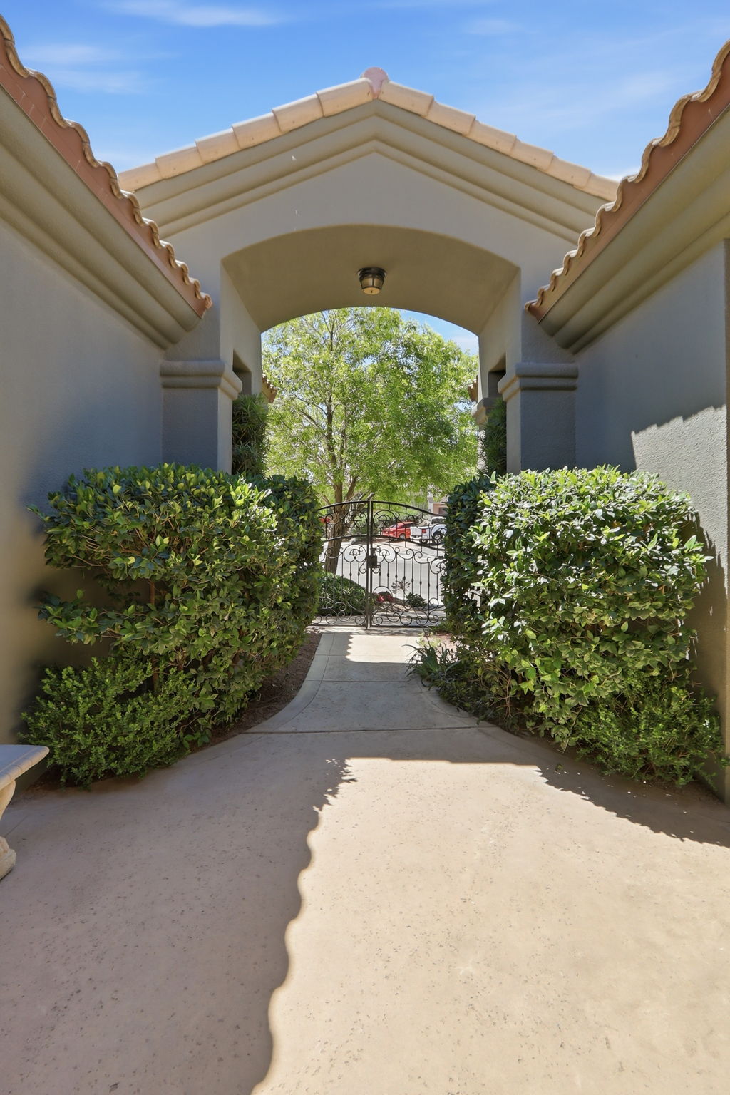  Photo 25
