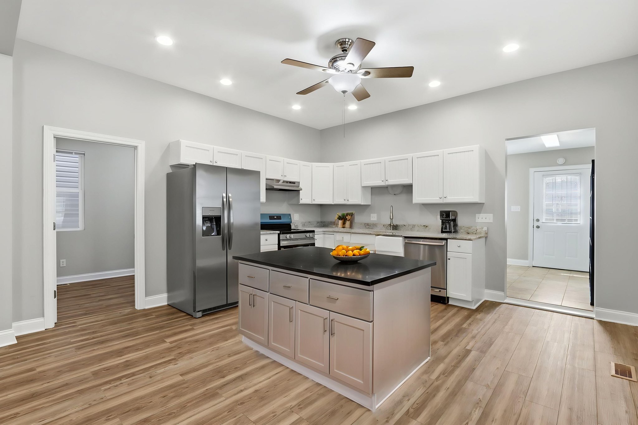 _MG_4277 virtually staged.jpeg