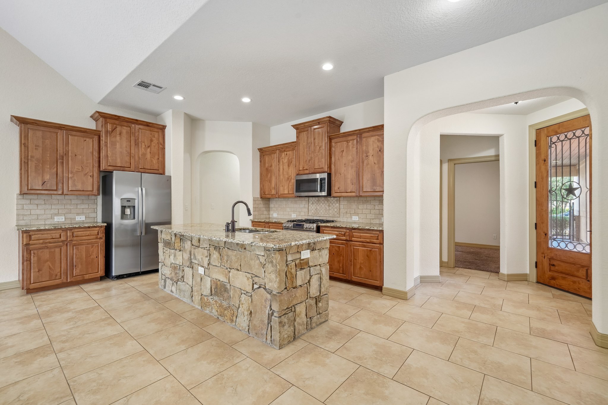 Gruene Vine Ct-S1410-010.jpg