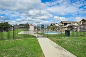 Gruene Vine Ct-1410-901.jpg