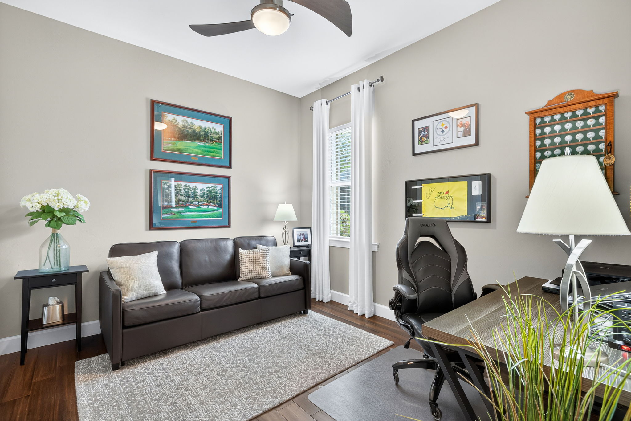 Guest Bedroom or Den