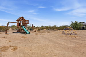  Photo 92