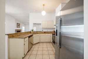  Photo 10
