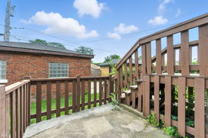 12139 S Yale Ave_005