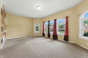 12139 S Yale Ave_009