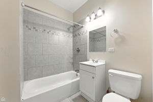 12139 S Yale Ave_013