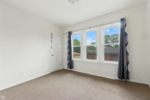 12139 S Yale Ave_018