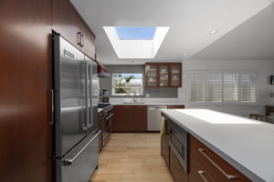 1214 1st Pl, Hermosa Beach, CA 90254, USA Photo 8
