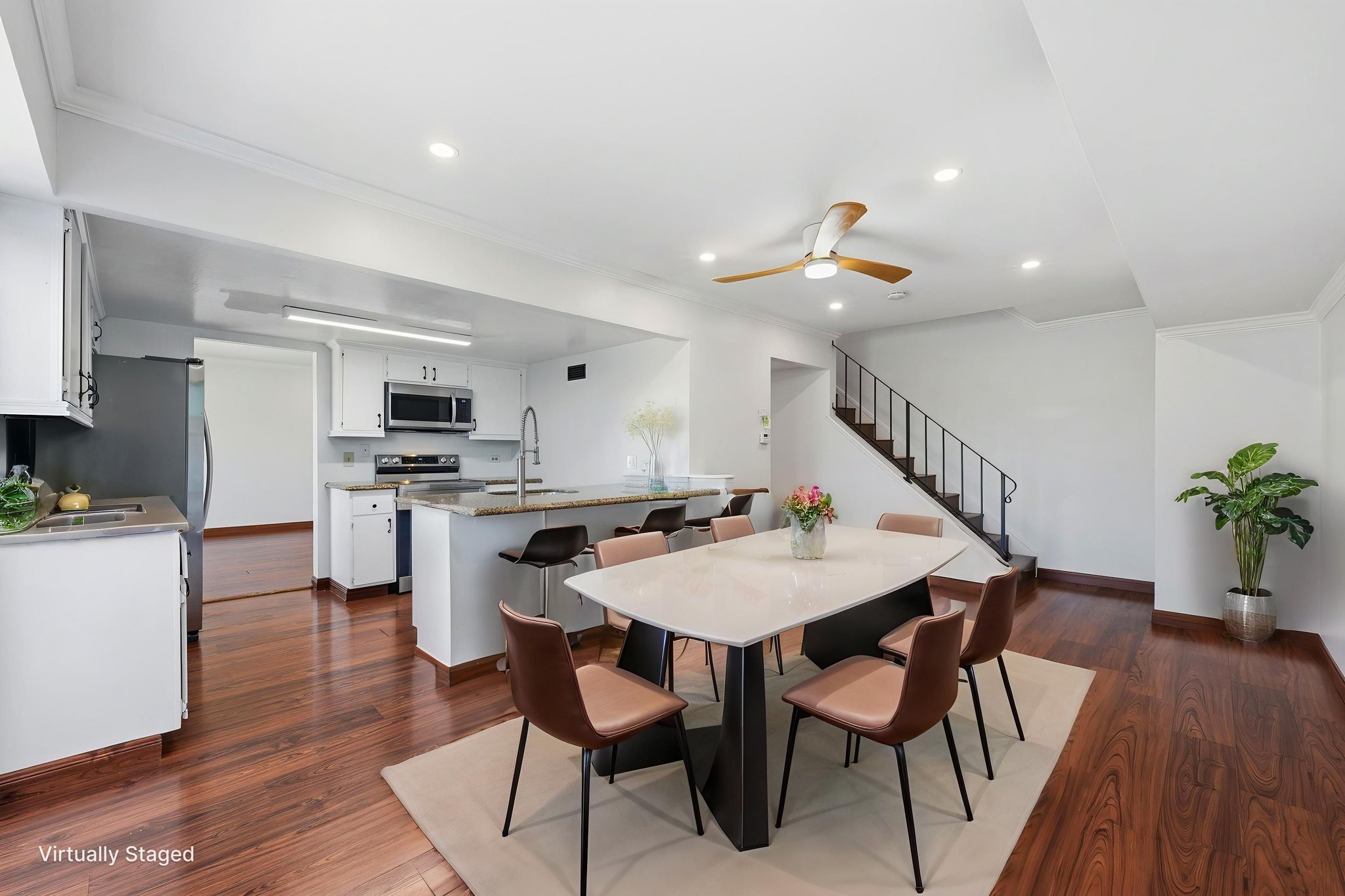 015_F8_1214 Admiralty Ln virtually staged.jpeg