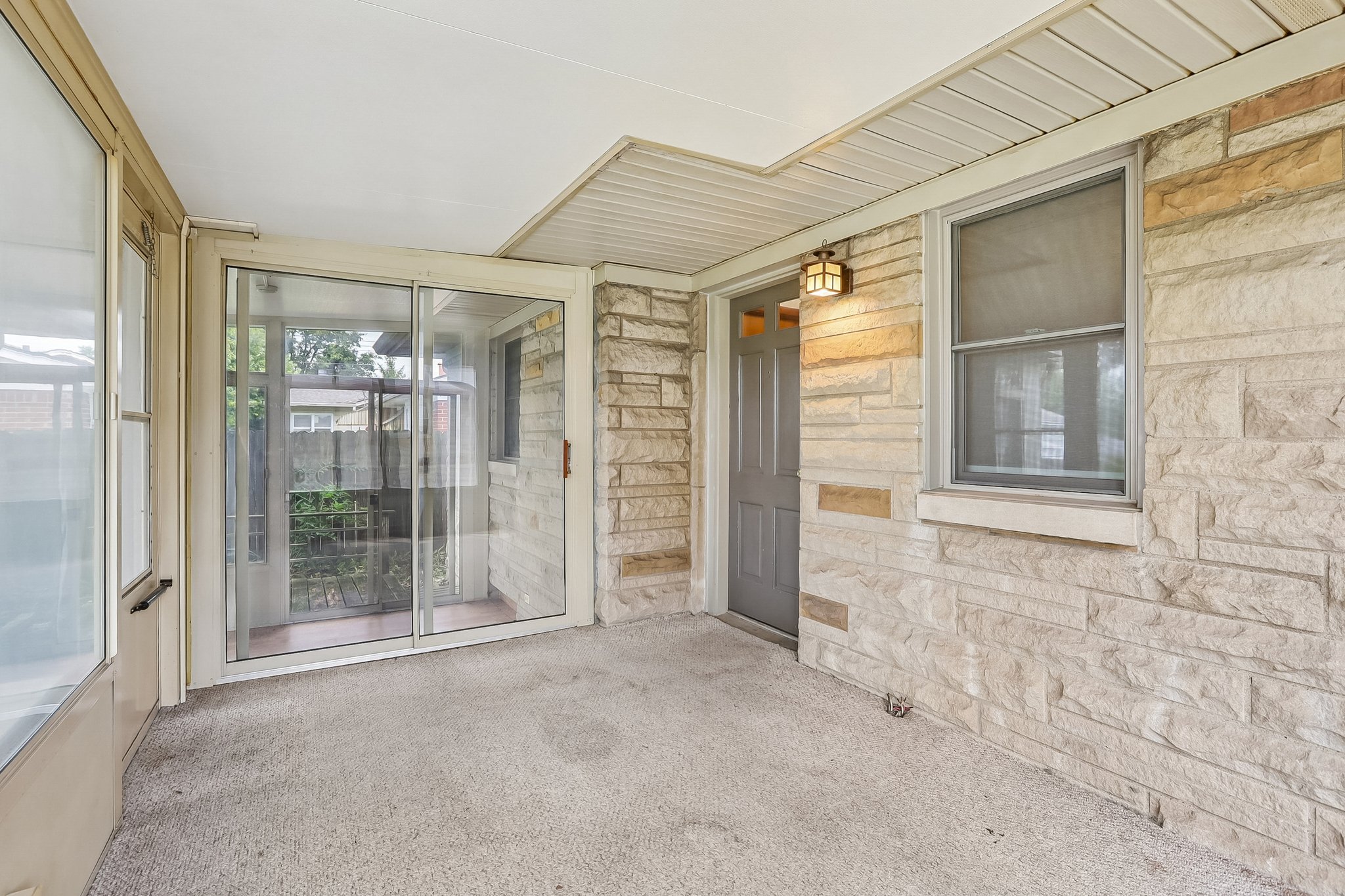 Lesley Ave-S1408-024.jpg