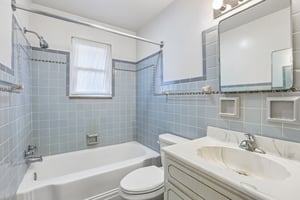 Lesley Ave-S1408-016.jpg