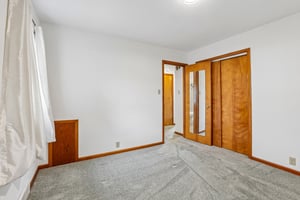 Lesley Ave-S1408-019.jpg
