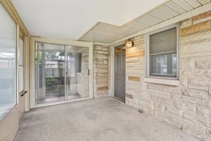 Lesley Ave-S1408-024.jpg