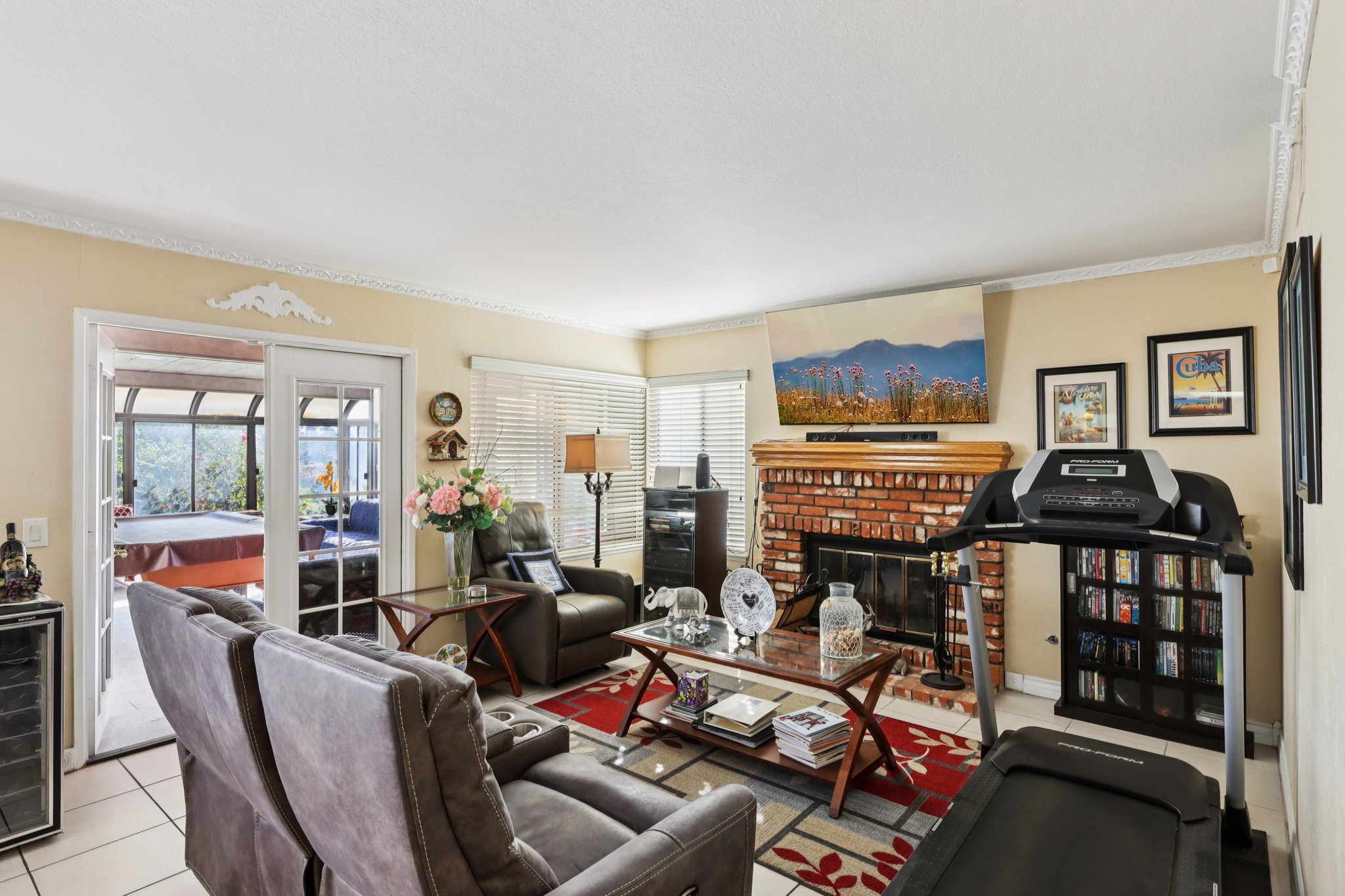 Miller Ct-S2511-012.jpg