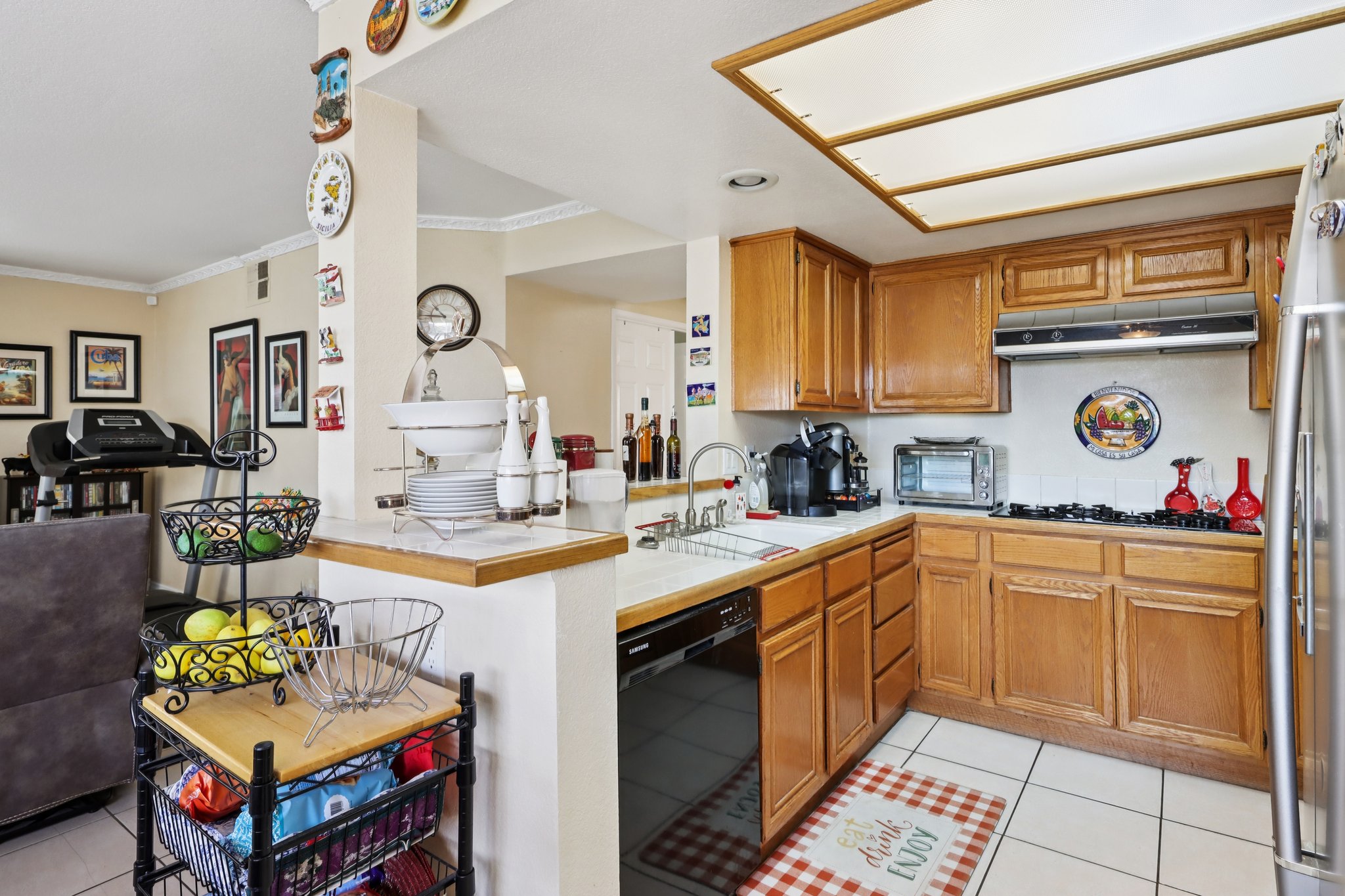 Miller Ct-S2511-020.jpg