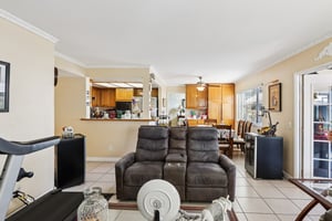 Miller Ct-S2511-014.jpg