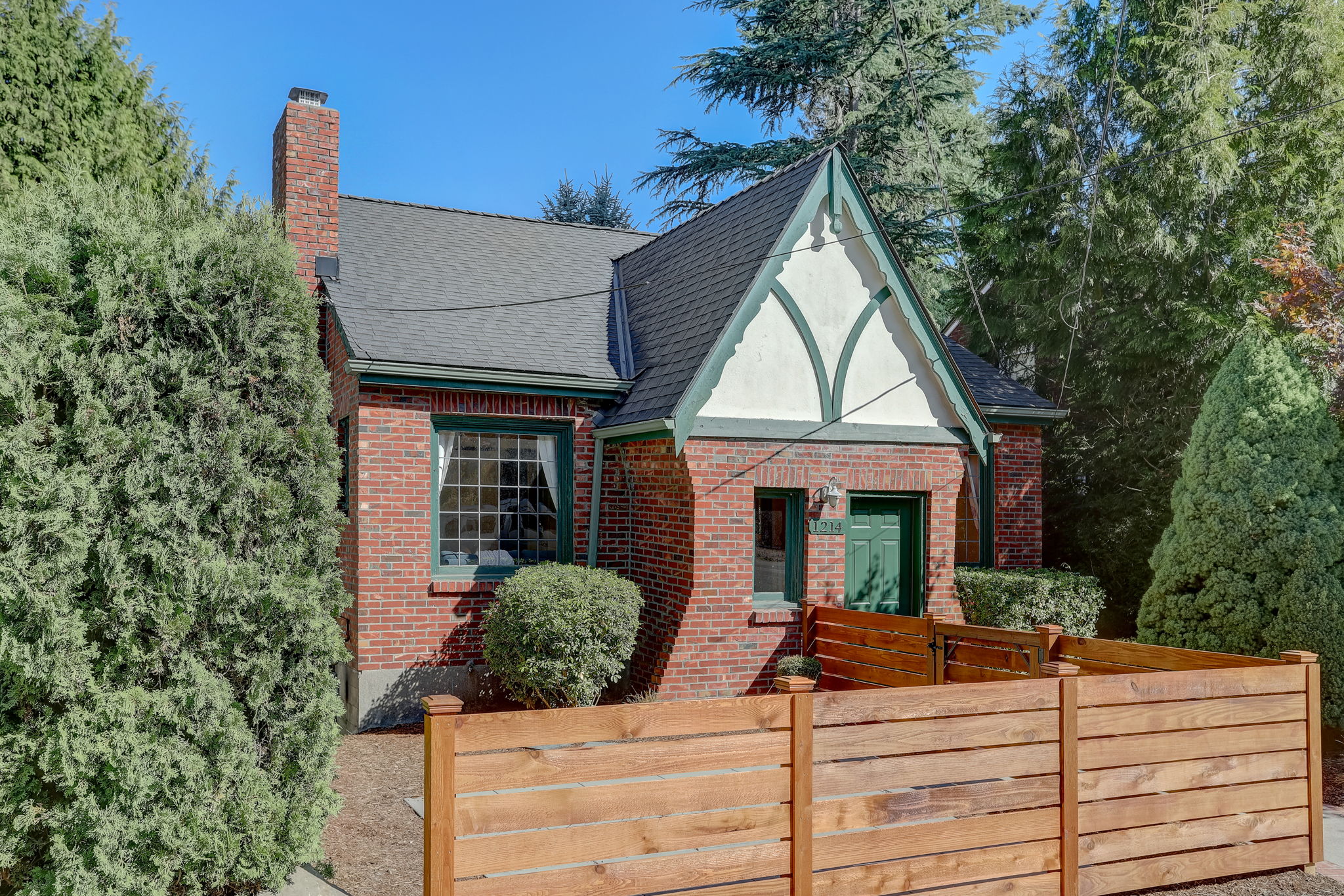NE 98th St-002