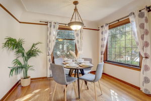 NE 98th St-010