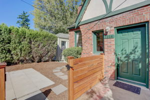 NE 98th St-006