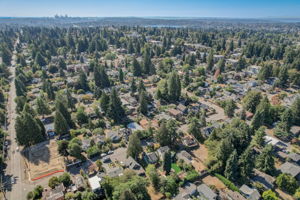 NE 98th St-037