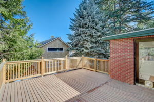 NE 98th St-030