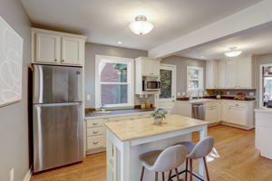 NE 98th St-012