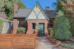 NE 98th St-001