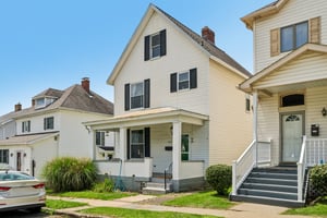 Poplar St-S0107-002.jpg